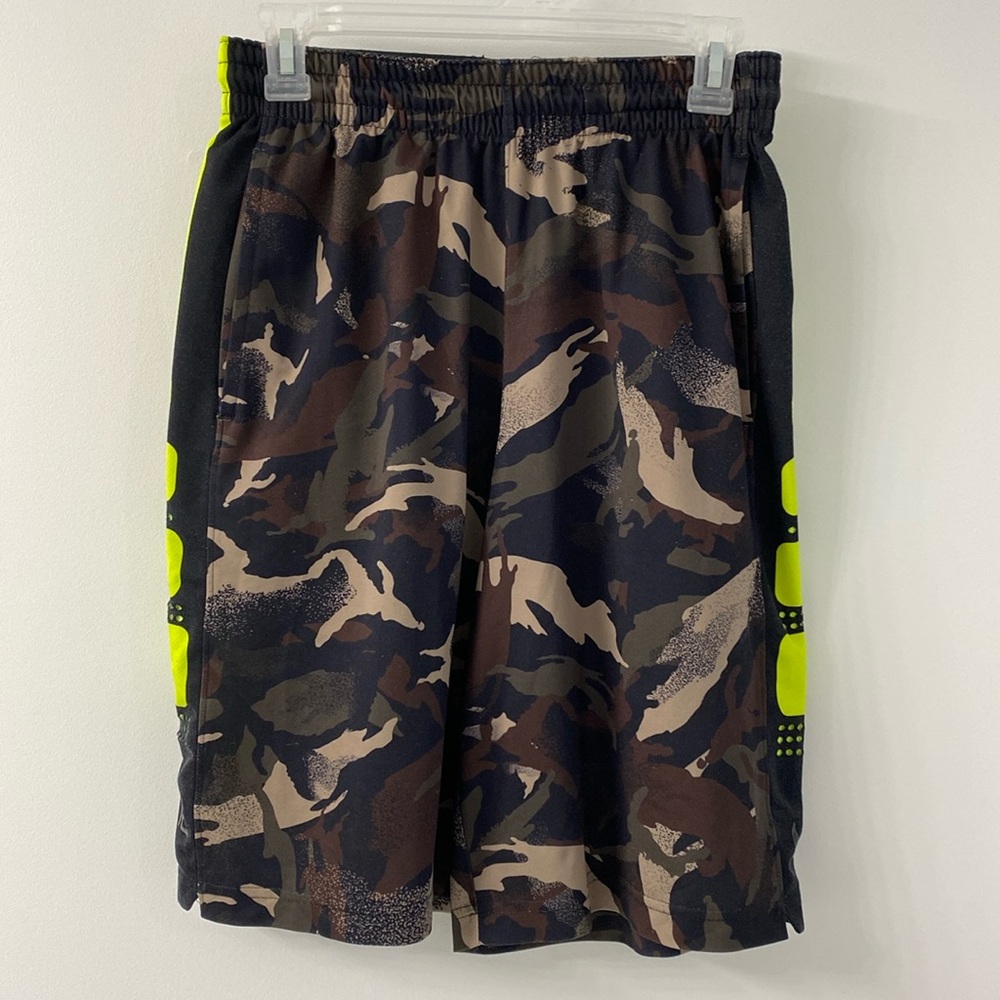 Nike camouflage dri-fit men’s athletic shorts - size small